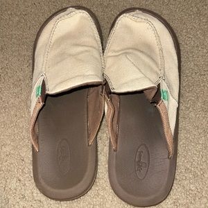 Sanuk Slides